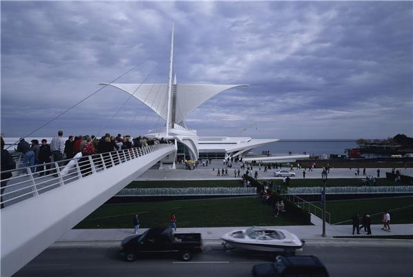 密爾沃基美術(shù)博物館