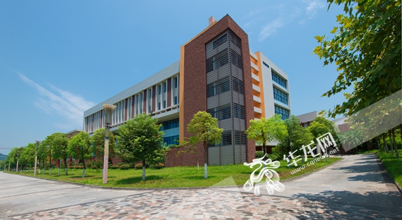 重慶工商職業(yè)學(xué)院分?jǐn)?shù)線_重慶工商大學(xué)三本分?jǐn)?shù)_重慶工商大學(xué)派斯學(xué)院