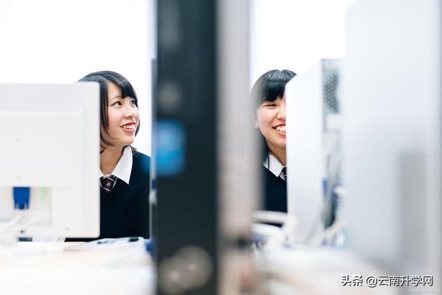 什么專業(yè)學(xué)德語(想學(xué)小語種專業(yè))(2)