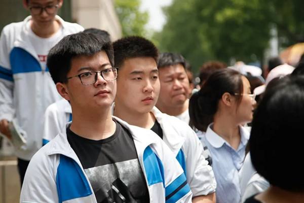 天津中考成績查詢_中考網站查詢成績_天津中考錄取通知書查詢天津教育網