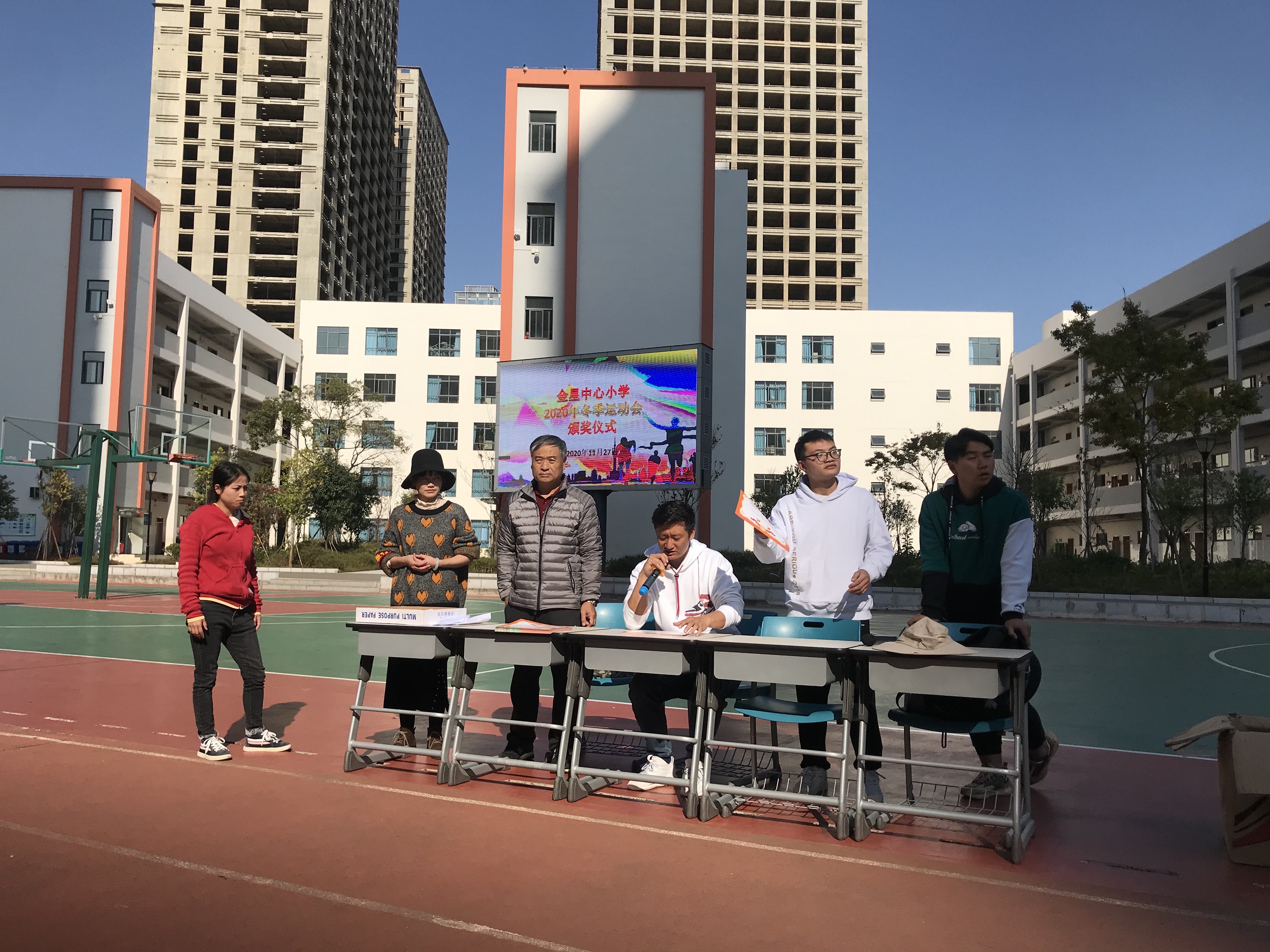 昆明五里小學(xué)對(duì)應(yīng)中學(xué)_昆明東華小學(xué)交響校區(qū)對(duì)應(yīng)中學(xué)_東華小學(xué)金色校區(qū)成績(jī)