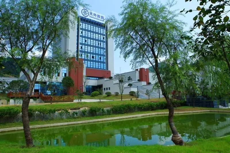 浙江高中省重點學費_浙江普通高中學費收費標準_浙江高中學費多少