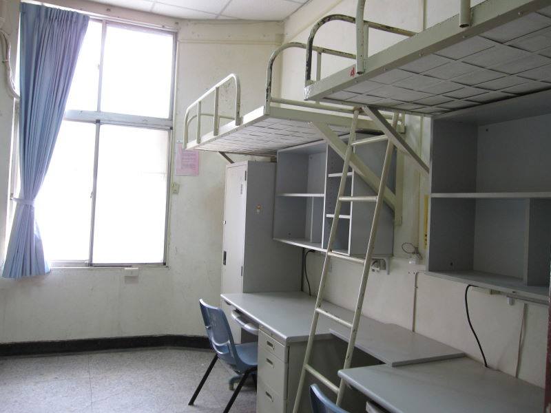 清華大學宿舍圖片 宿舍怎么樣照片