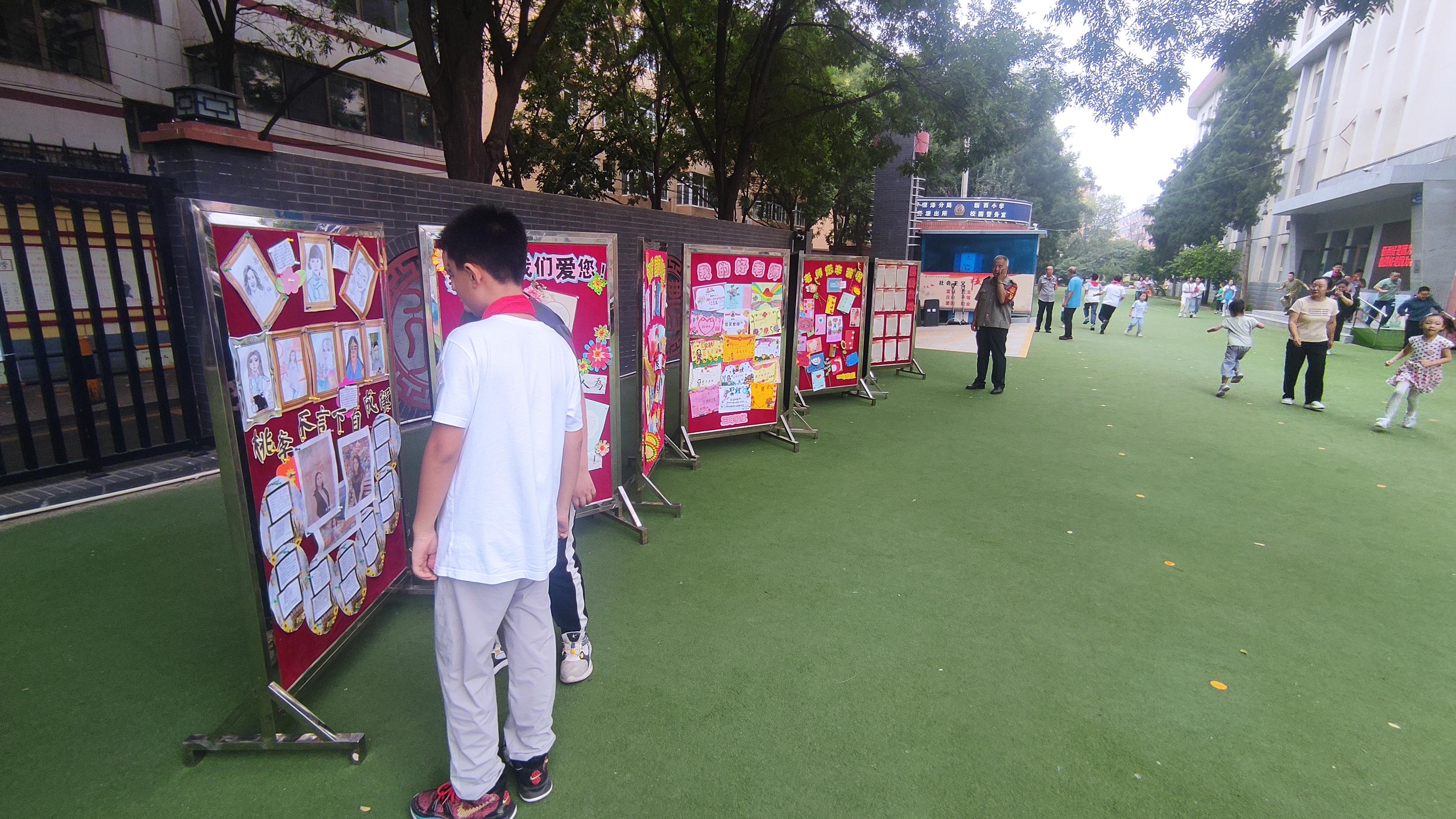 教室節小詩_教師節的4句小詩_教師節小詩