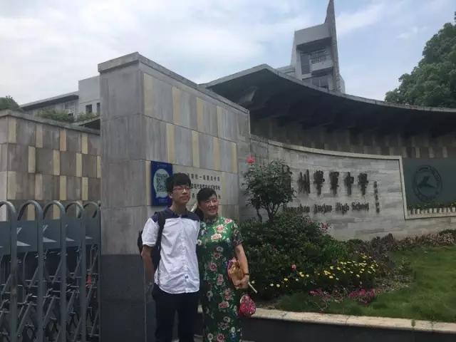 北大要降200分，清華降了50分，就為了錄取這兩人