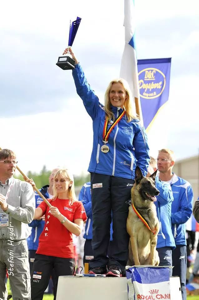 重慶寵物美容培訓(xùn)學(xué)校排名_重慶銀利寵物學(xué)校學(xué)費(fèi)_重慶銀利寵物美容學(xué)校