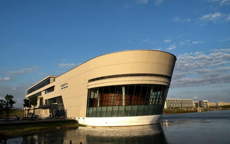 二本大學(xué)排名上海_上海二本排名前十的院校_上海二本大學(xué)排行榜