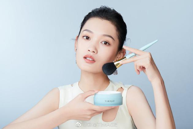 彩妝造型設(shè)計_化妝師自創(chuàng)彩妝品牌_美妝博主品牌優(yōu)勢